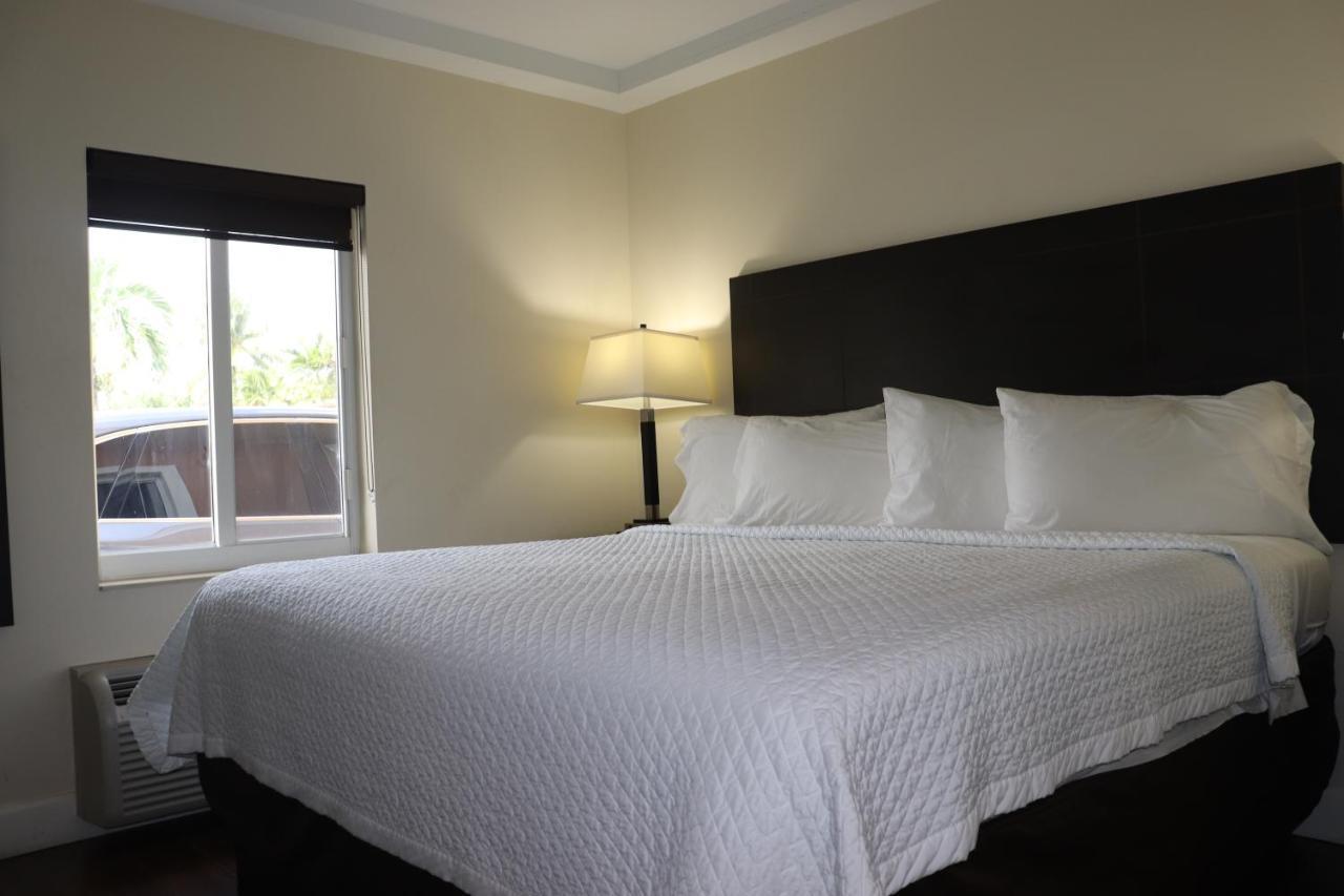 هوليوود Curtis Inn & Suites المظهر الخارجي الصورة